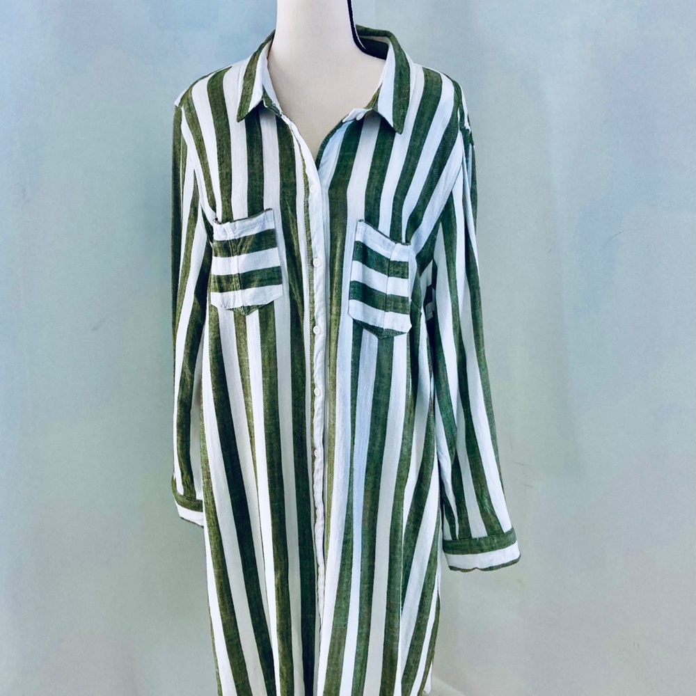 NWOT Hope & Harlow Woman Olive & White Multi Function Dress